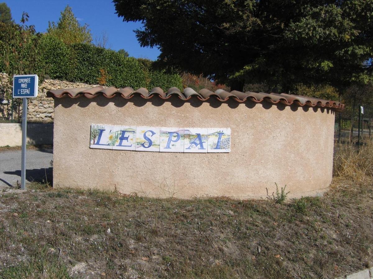 Mazet De Vacances Dans Le Domaine De L'Espai Saint-Martin-de-Brômes Kültér fotó